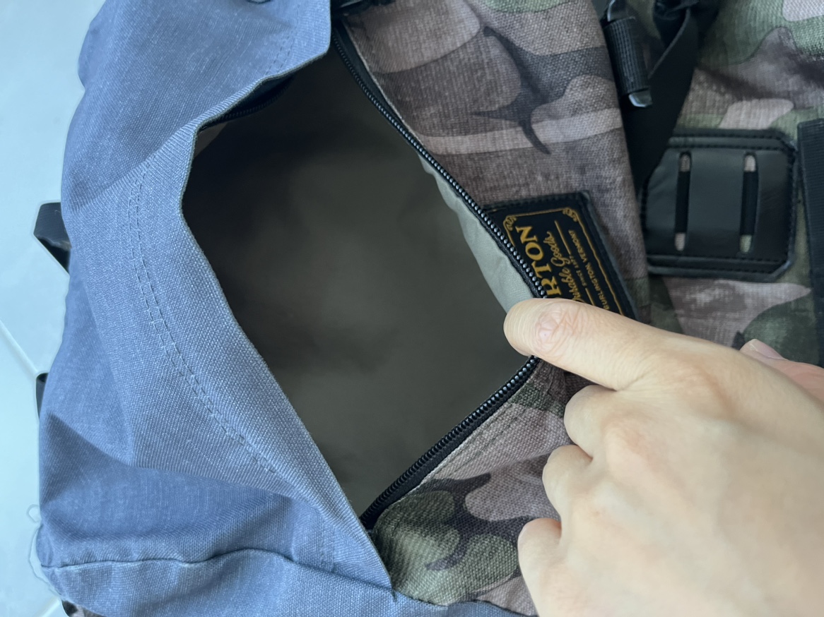 Used Burton Bag ⚽️ image indicator(4)