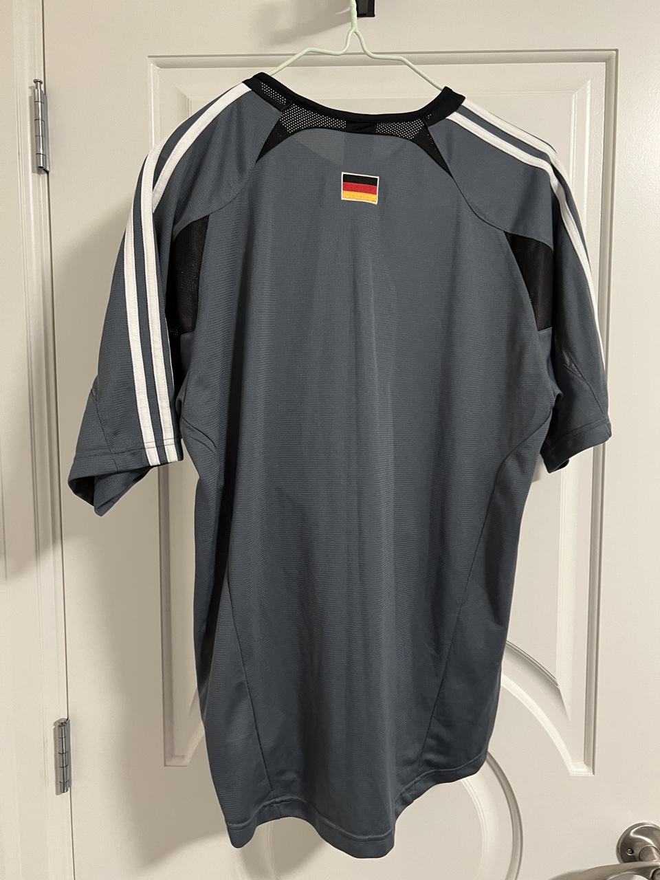 Germany Grey Training Soccer Jersey Shortsleeve (2004-2005) image indicator(5)