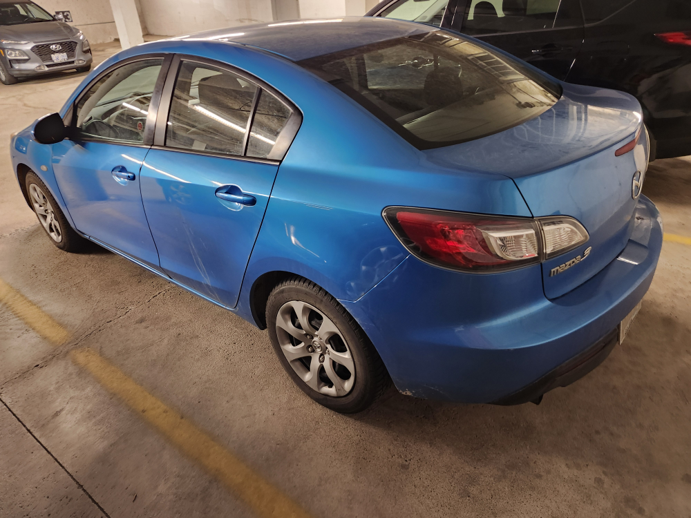 2010 mazda 3 - photo 2