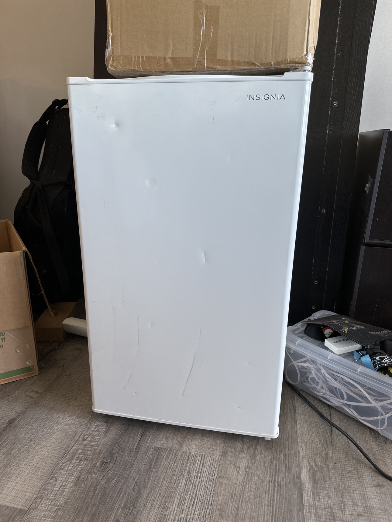 Mini fridge