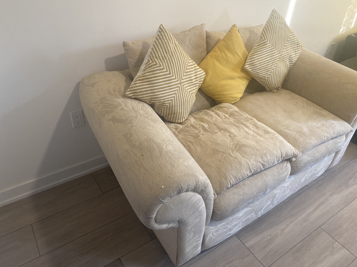 Two-Seater Sofa - photo 5