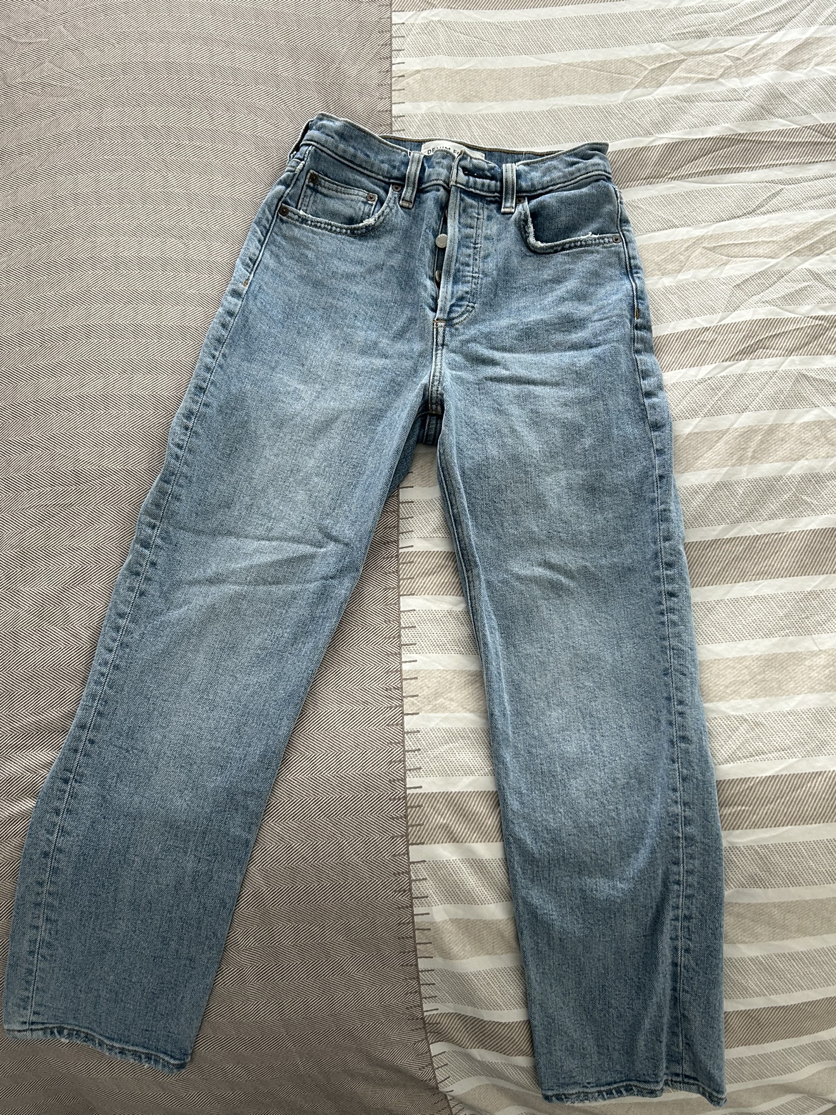 Aritzia The Arlo Hi-Rise Straight Jean  Denim Forum image indicator(4)