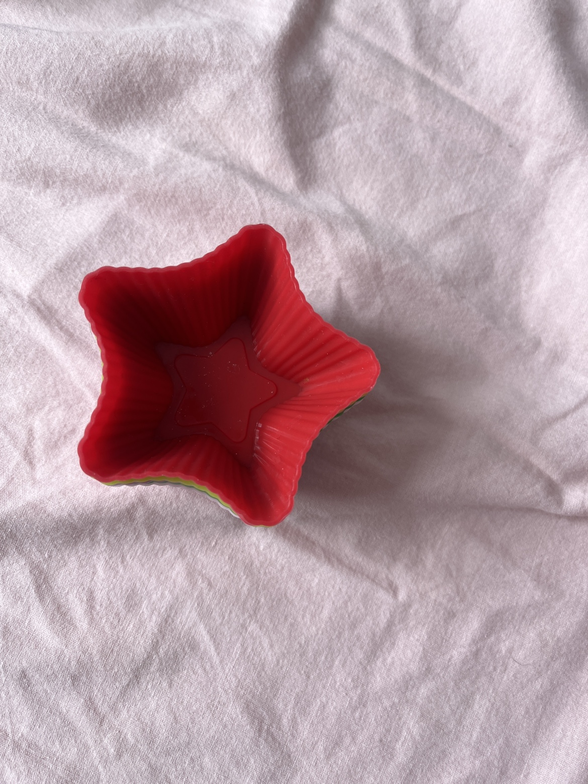 6 Silicone cupcake cups thumbnail