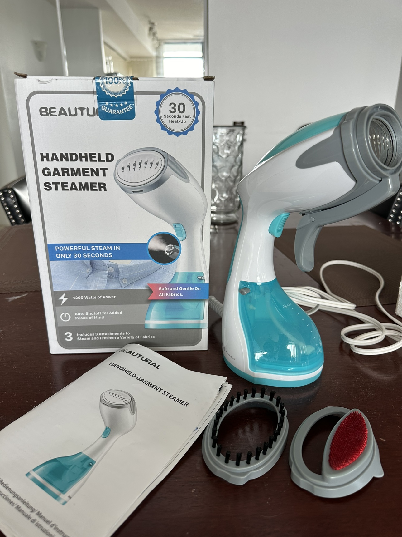 Handheld steamer