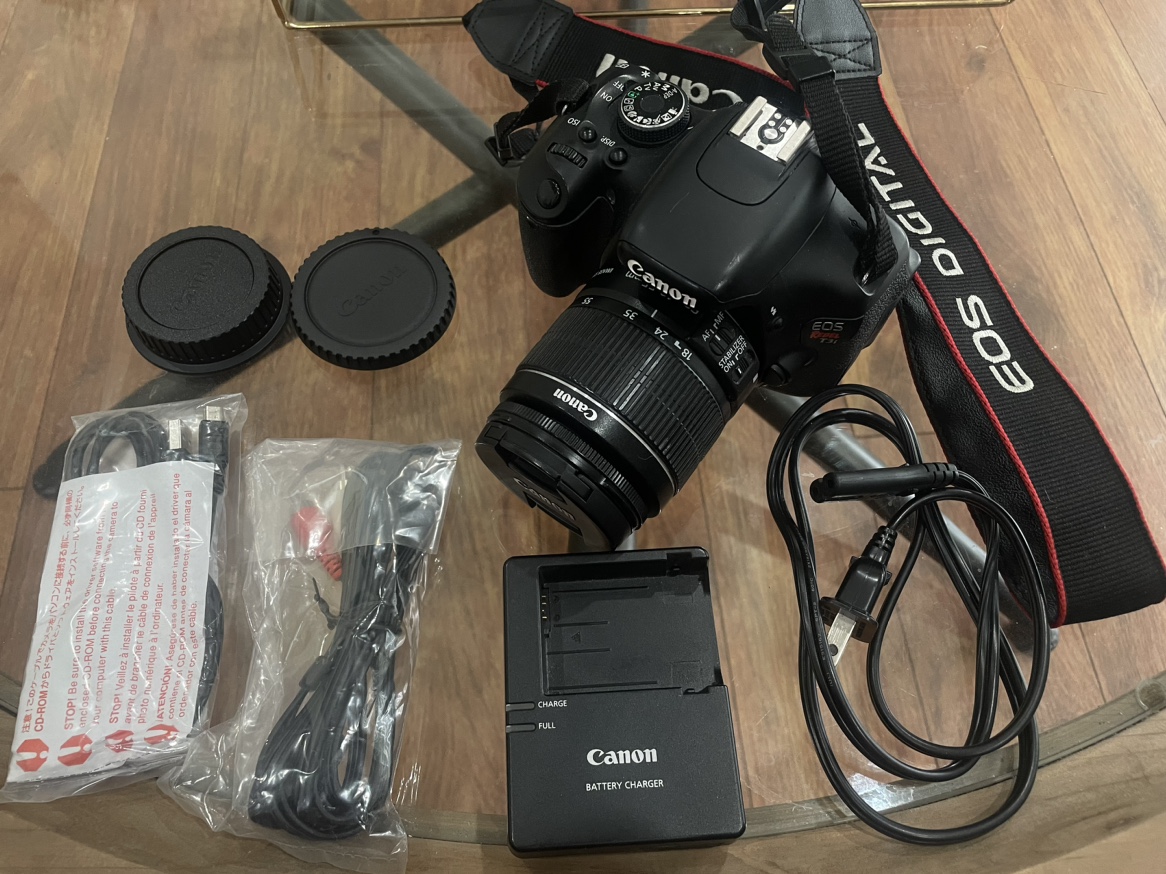 Canon Rebel T3i - photo 2