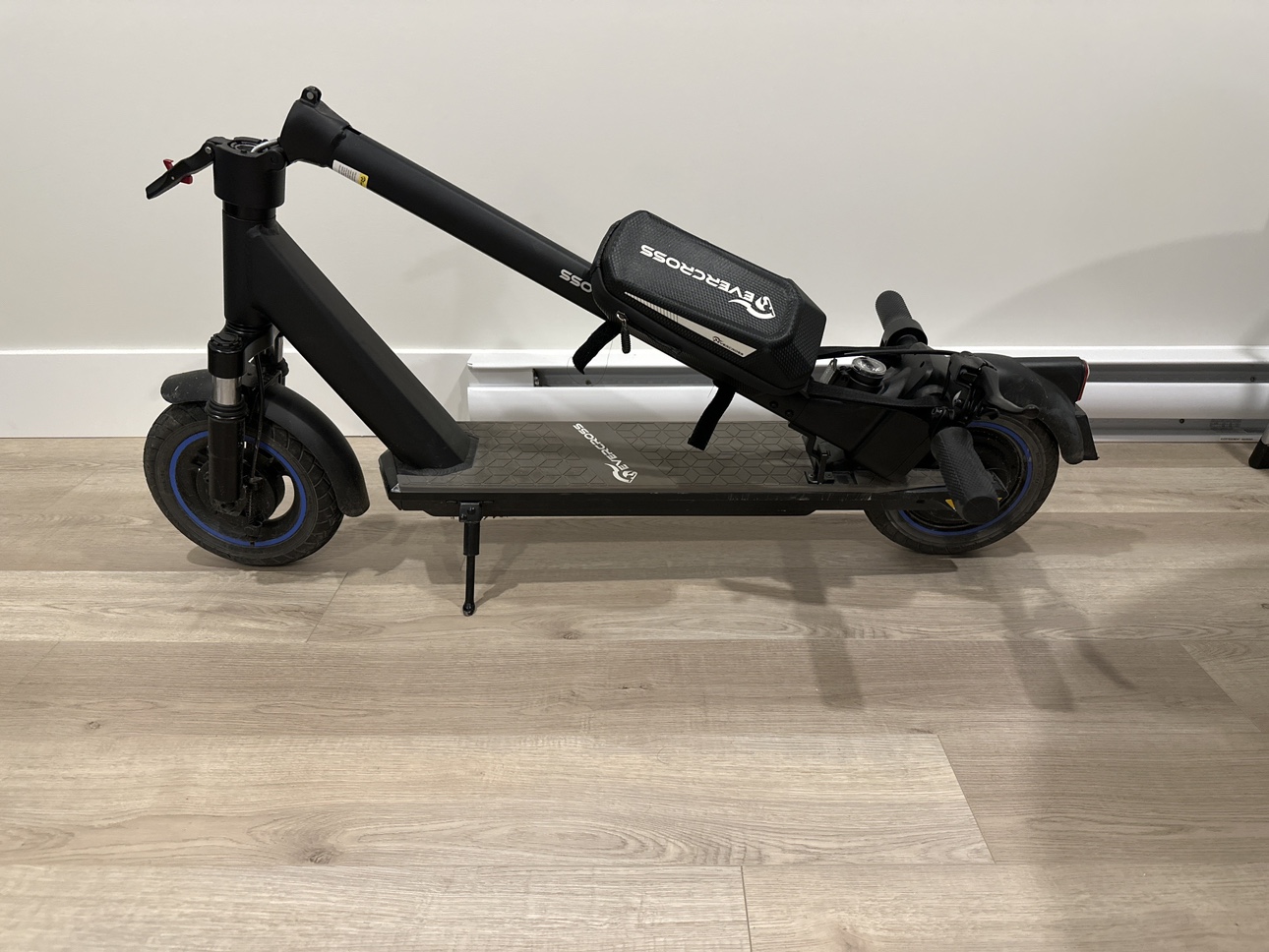 Electric Scooter - photo 2