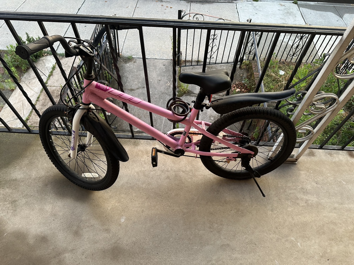Bicycle 20 inch. Pink.