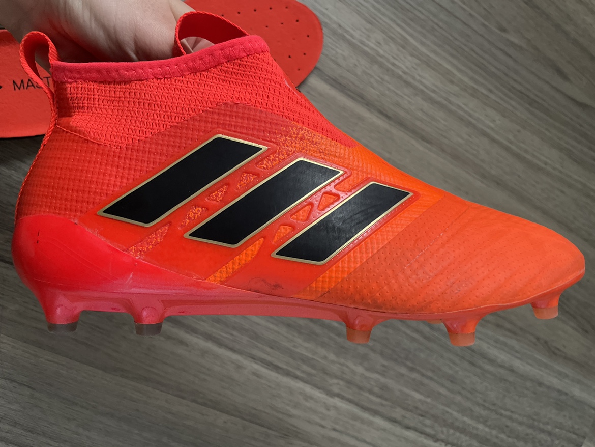 Adidas Soccer Shoes Size 81/2 - photo 2