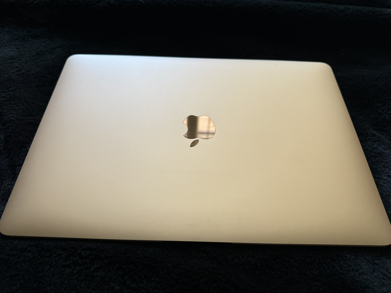 MacBook M1 13"
