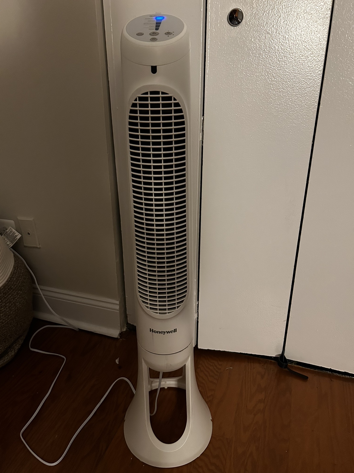 Tower Fan, White thumbnail