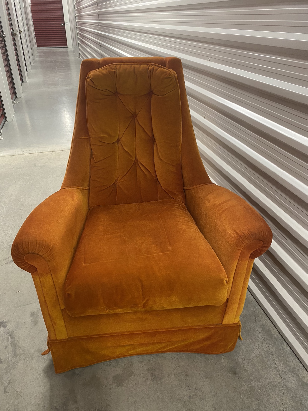 Orange velvet mid century chair - photo 2