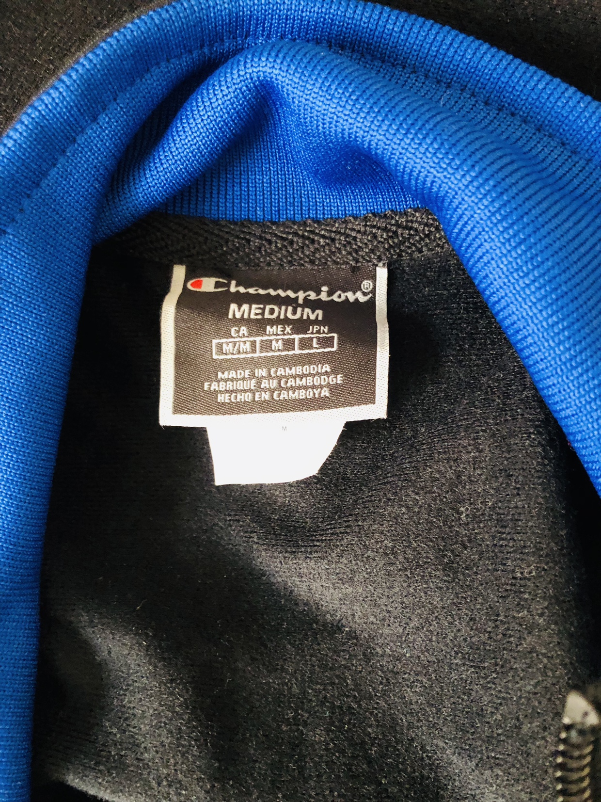 Champion top and pants image indicator(2)