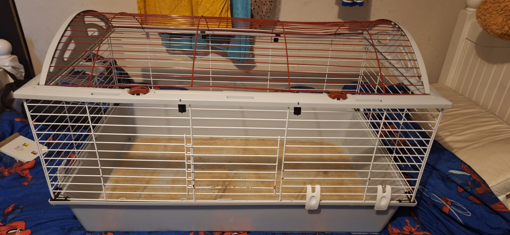 Living World Deluxe Habitat, Rabbit, Guinea Pig and Small Animal