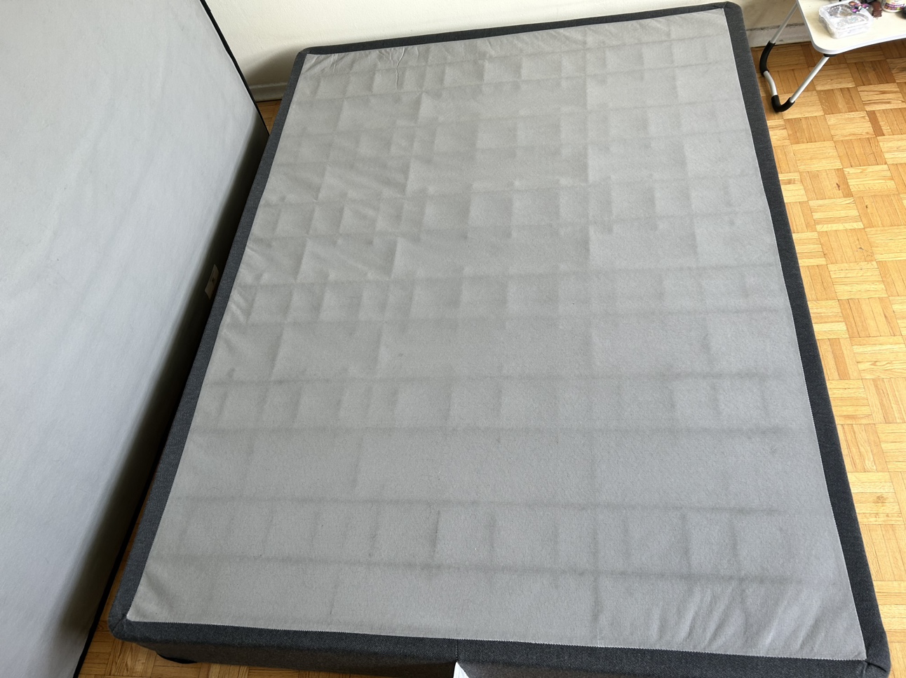 Queen Bed box
