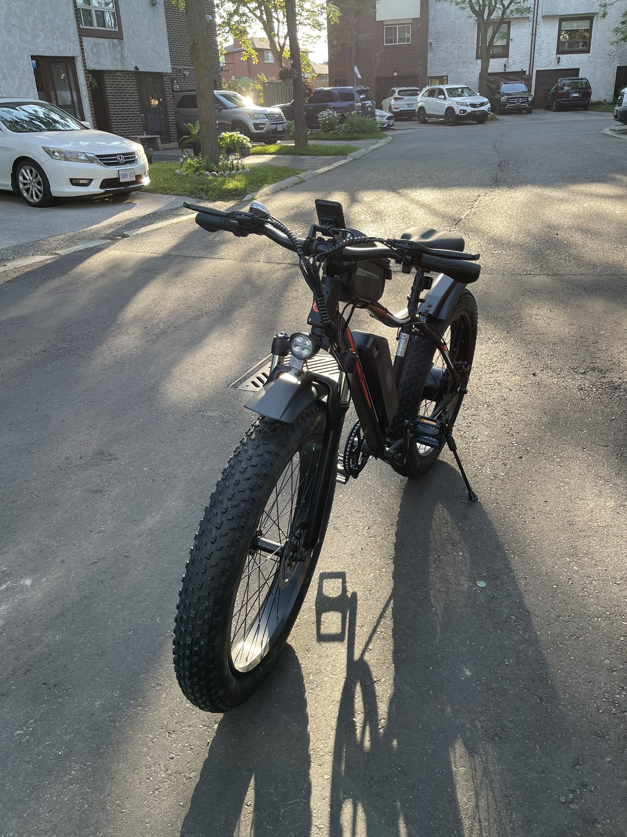 Taurus 26" X 4.0" 48V Electric Bike Fat Tire - photo 2