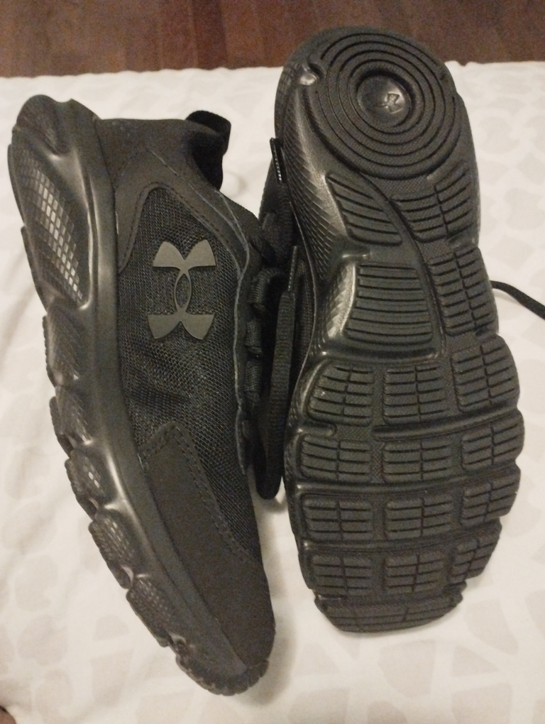 Under Armour Shoes thumbnail