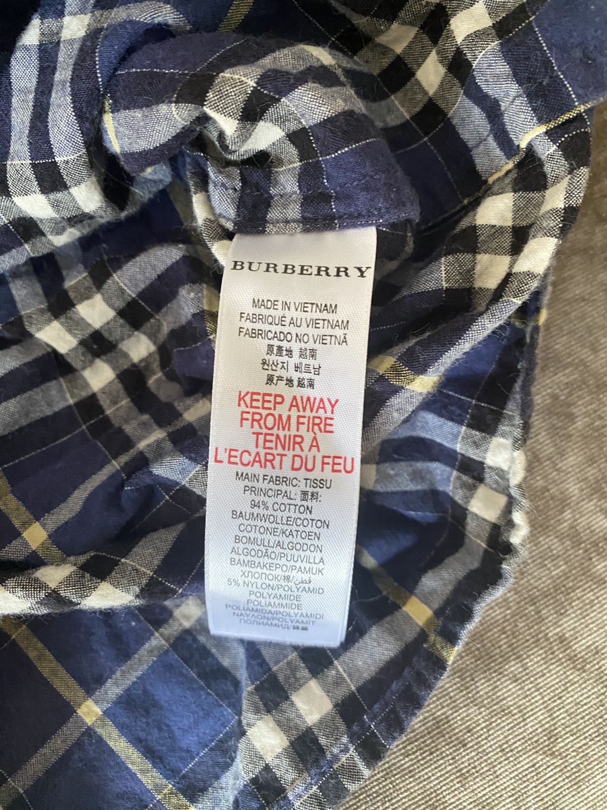 Burberry short sleeve shirt, 9mth ⚽️ image indicator(3)