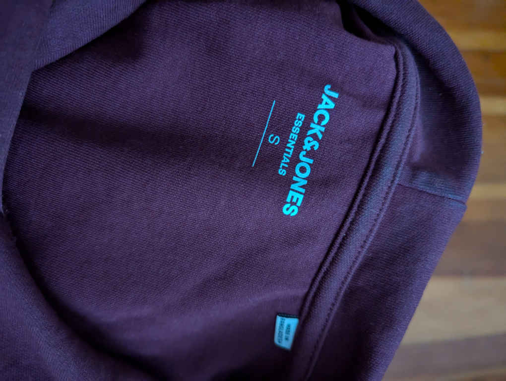 jack & jones hoodie image indicator(2)