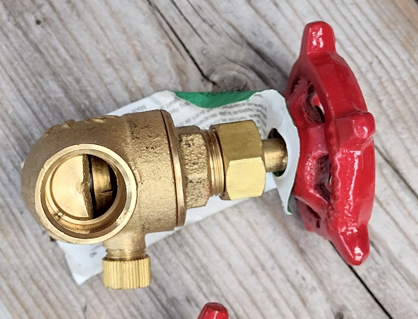 1/2 inch and 3/4 inch stop valves with drain image indicator(2)
