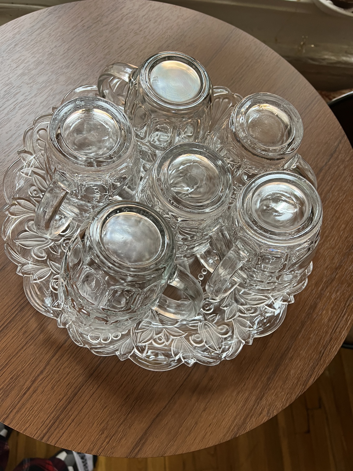 Glass beer mugs with glass tray 7 pieces image indicator(3)