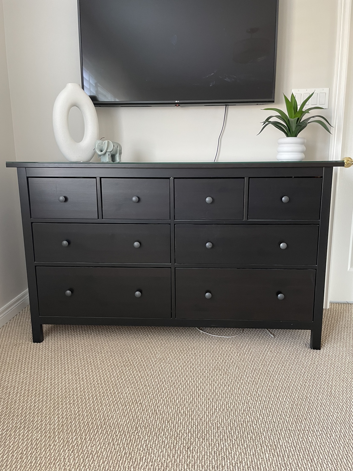 IKEA Hemnes Dresser/mirror/nightstands - photo 2