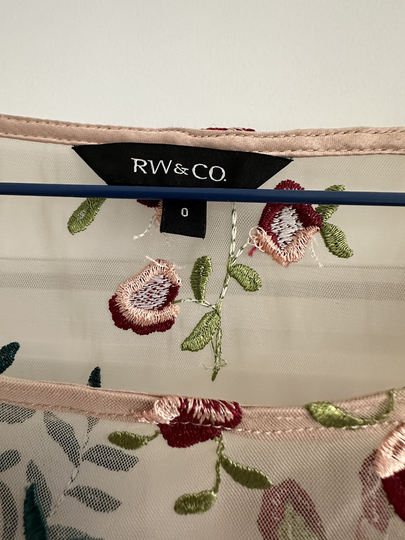 Embroidered dress - photo 2