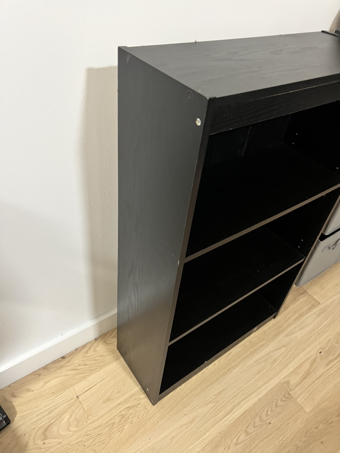 Free IKEA bookshelf - photo 3