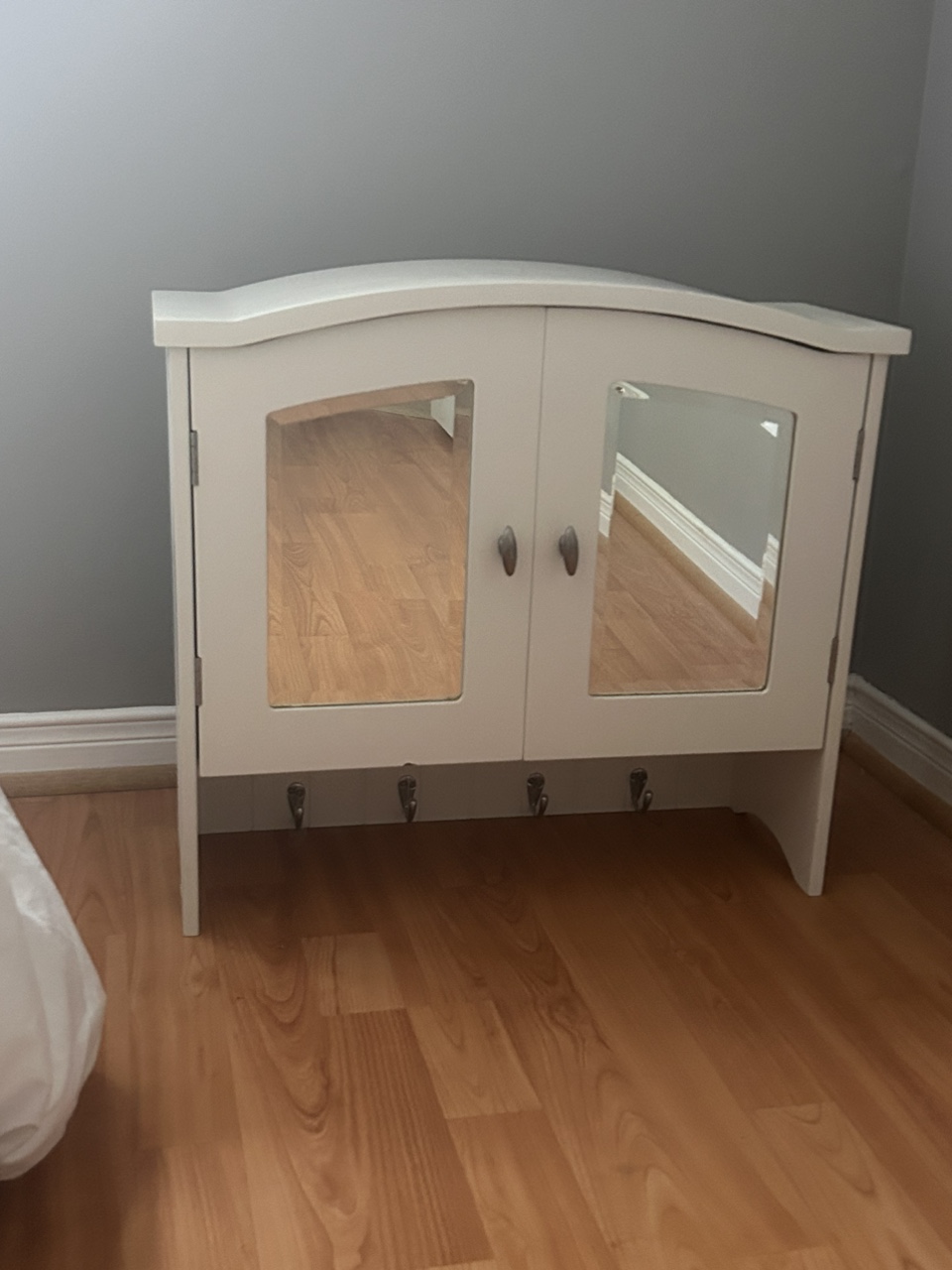 Medicine cabinet