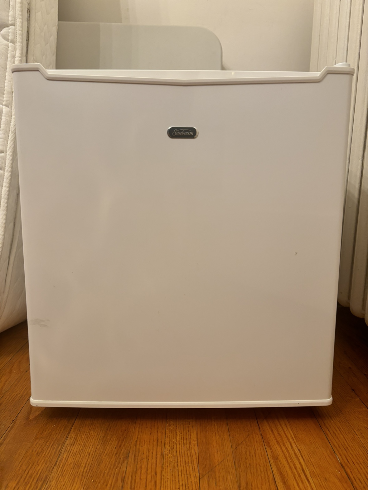 Mini Fridge Sunbeam White thumbnail