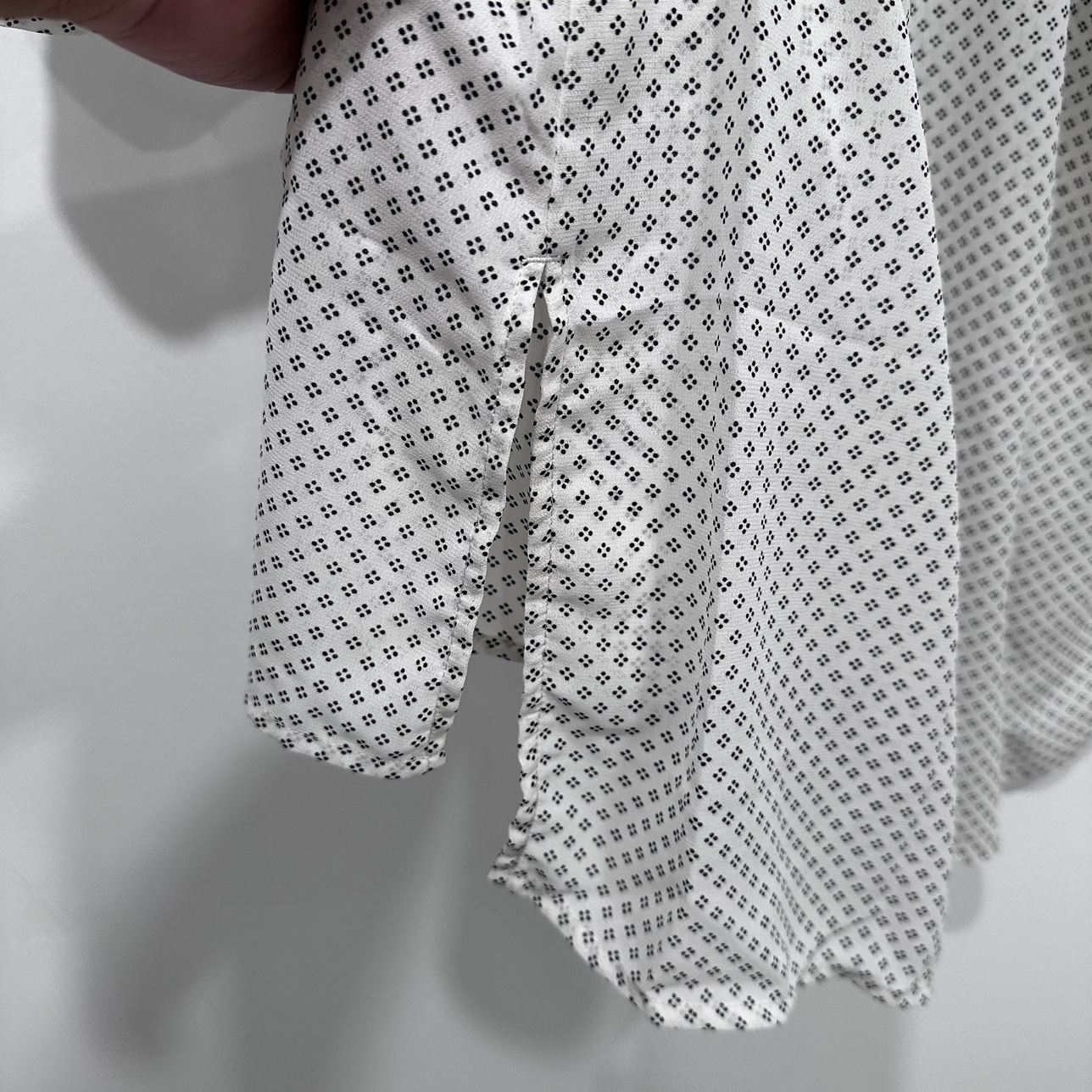 H&M flowy printed top image indicator(4)