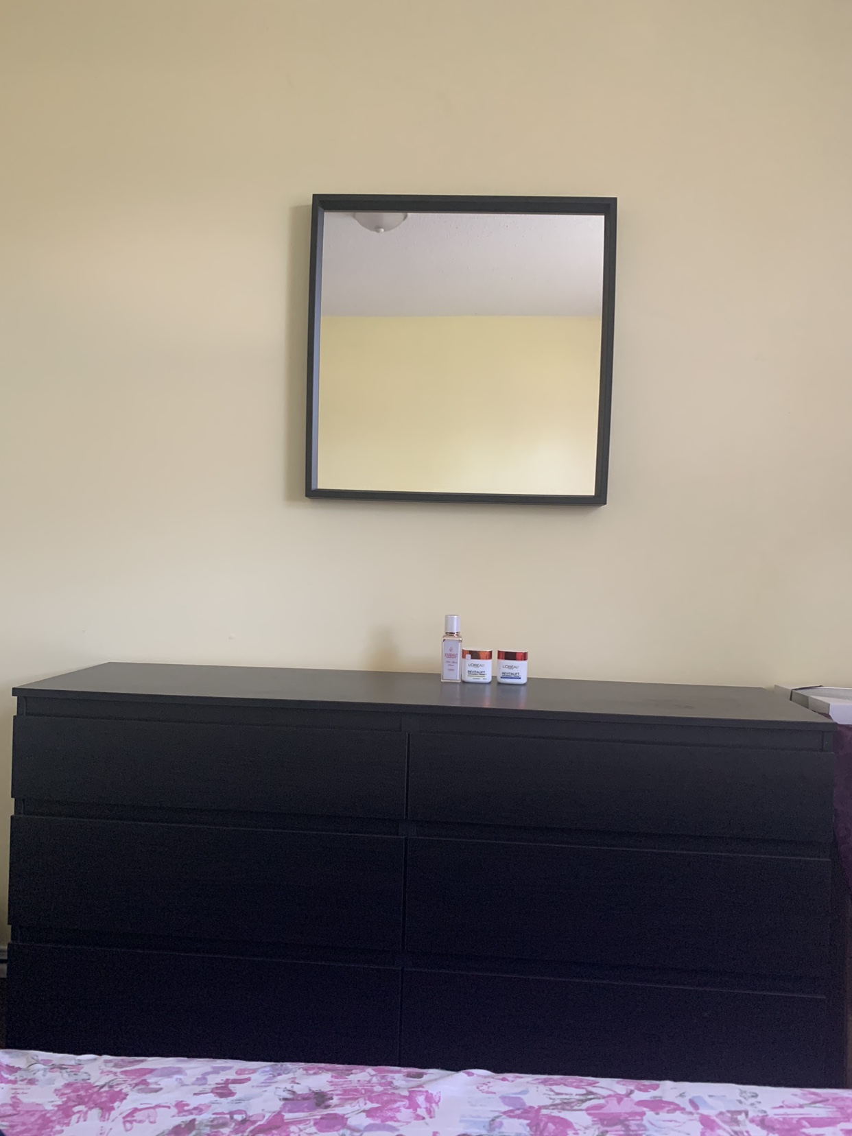 Queen Bed with  6 drawer dresser & Mirror, IKEA excellent - photo 2