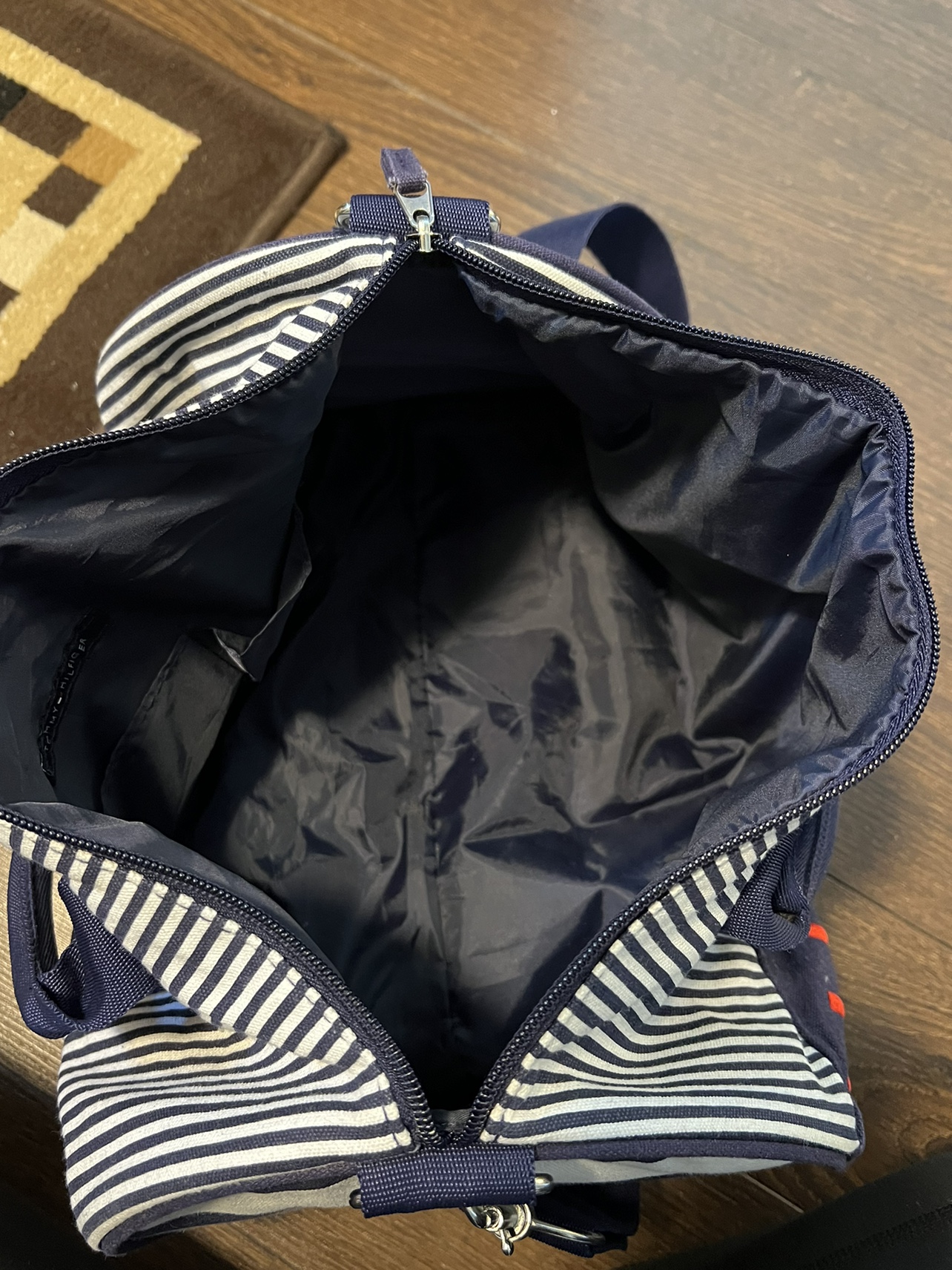 Vintage Tommy Hilfiger mini Duffel bag image indicator(2)