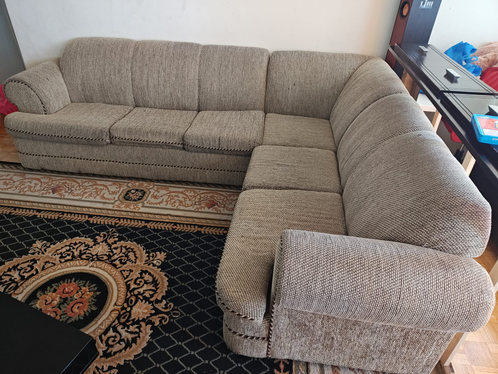 pullout sectional couch
