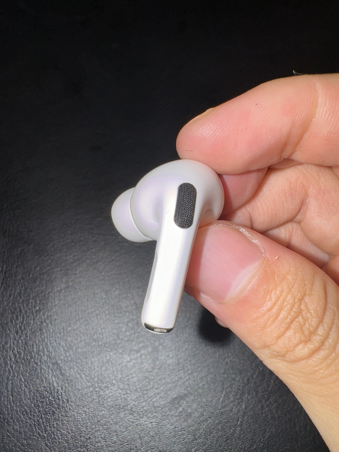 Airpods pro 2nd gen (only left pod) - photo 3