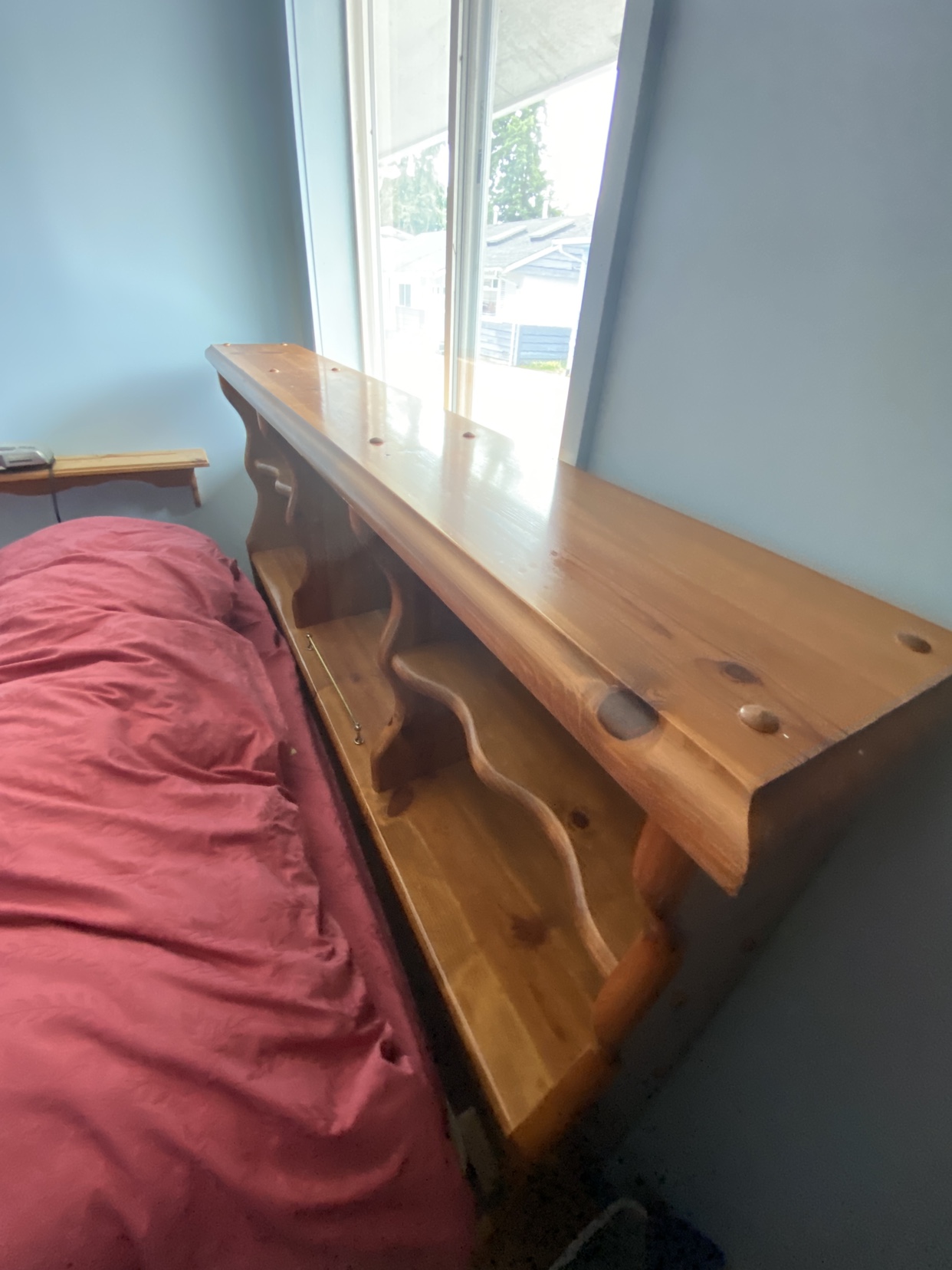 Queen size bed with head board - photo 3