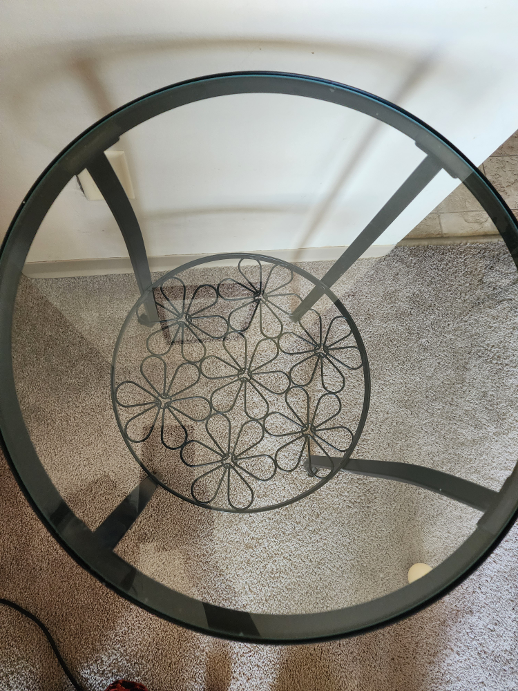 Side Table - photo 2