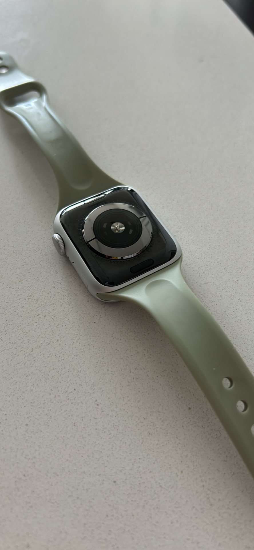 Apple Watch Series 5 w/ Free band - photo 2