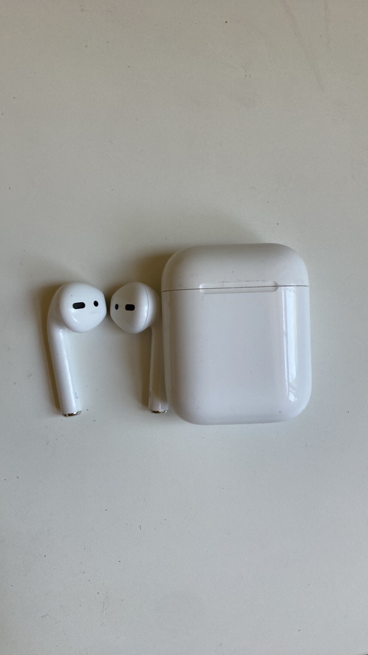Apple AirPods Pro 1st gen