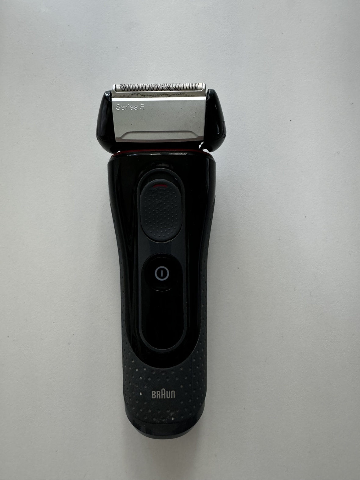 Braun series 5 men shaver with trimmer and case
