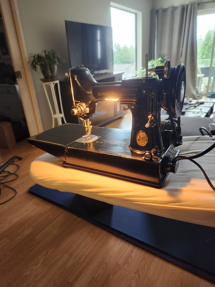 singer Sewing Machine image indicator(6)