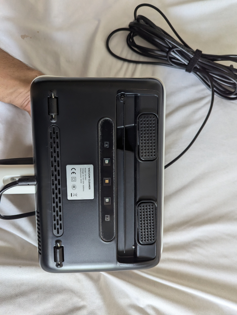 Mattress Vaccuum Cleaner - photo 4