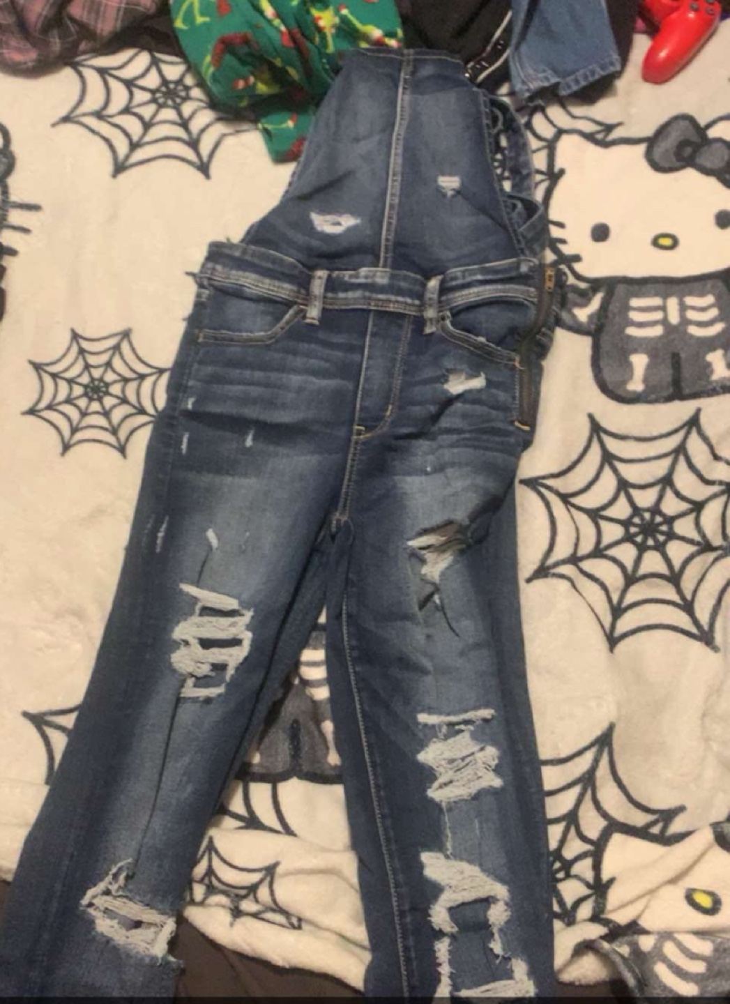 denim overalls ripped thumbnail