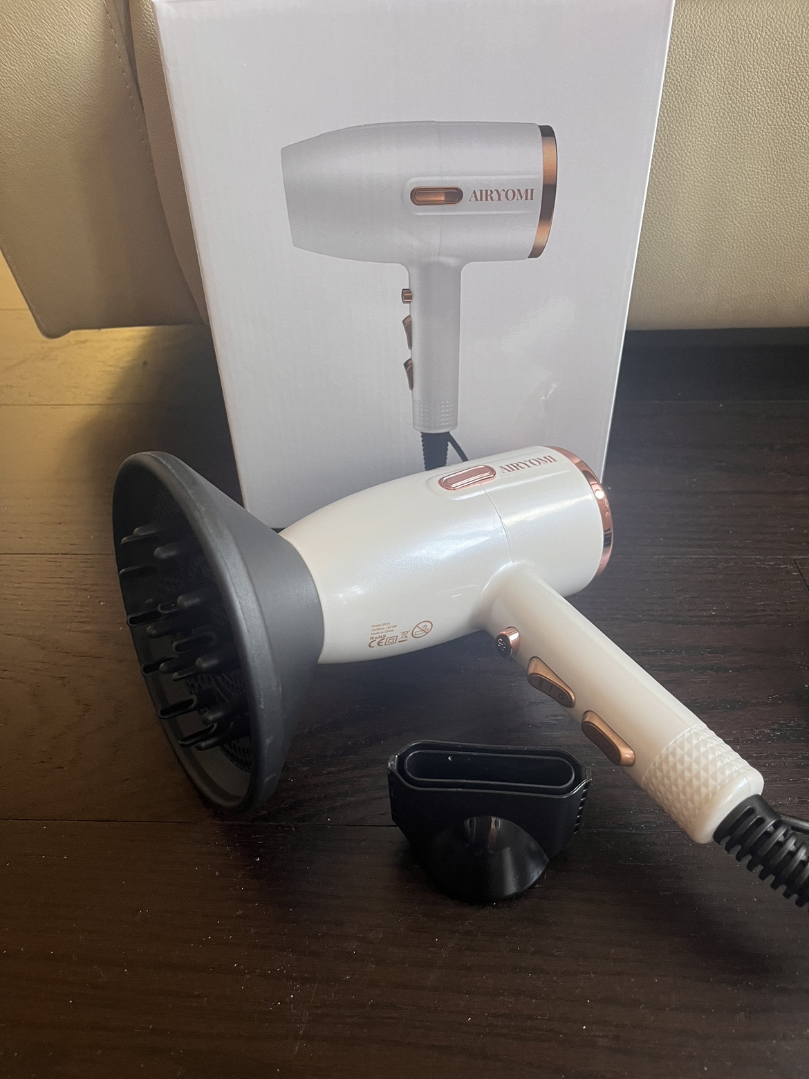 Professional Salon Quality Ceramic Ionic Hair dryer thumbnail