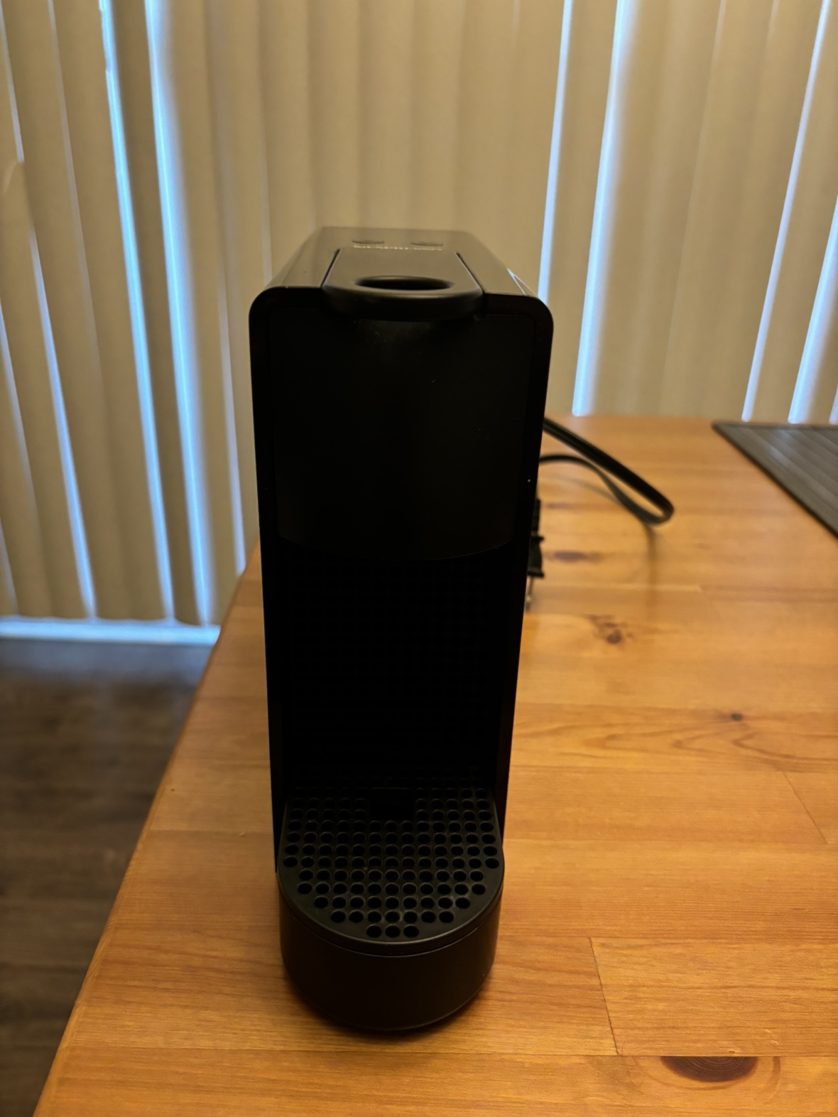 Final price Original Nespresso machine for $50 - photo 3