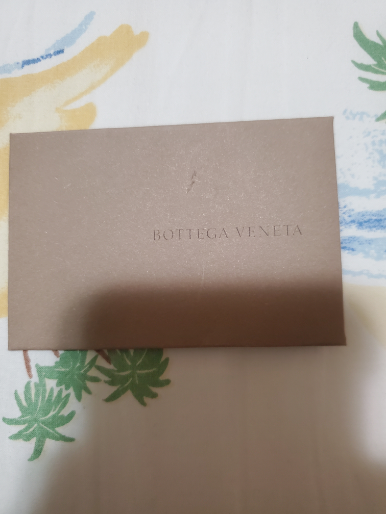Bottega Veneta Wallet image indicator(7)