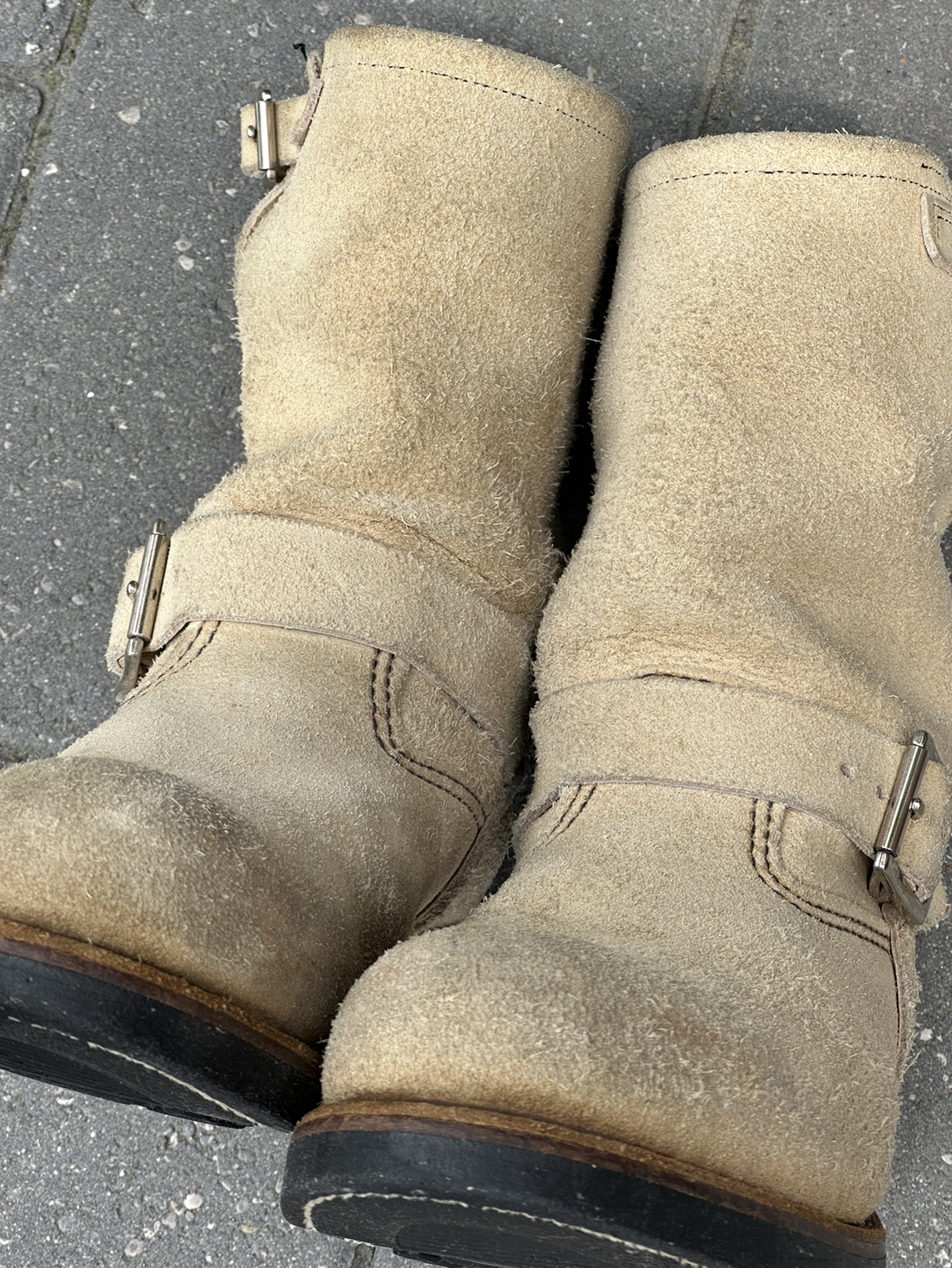 Redwing 8268 Engineer Boots Abilene Rough Out image indicator(9)