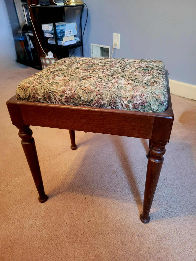 Pier1 Vanity with tapestry stool - photo 2