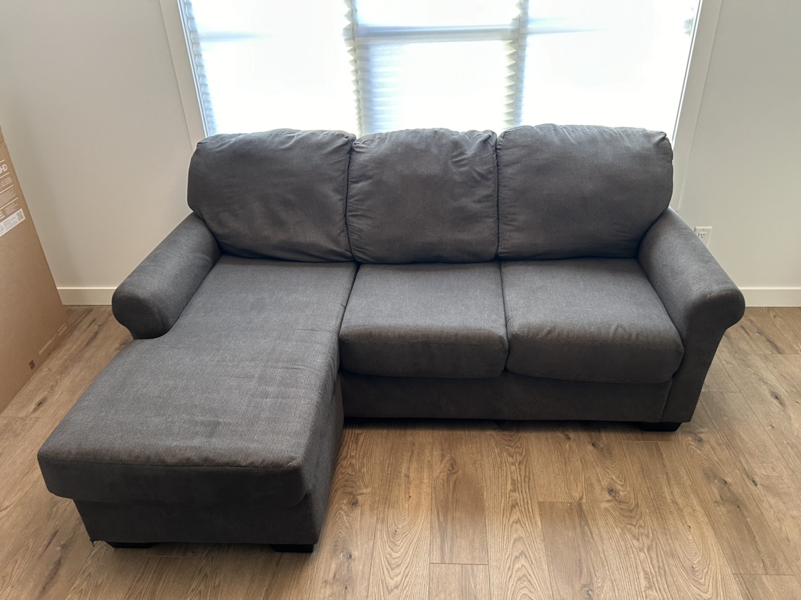 Sectional couch