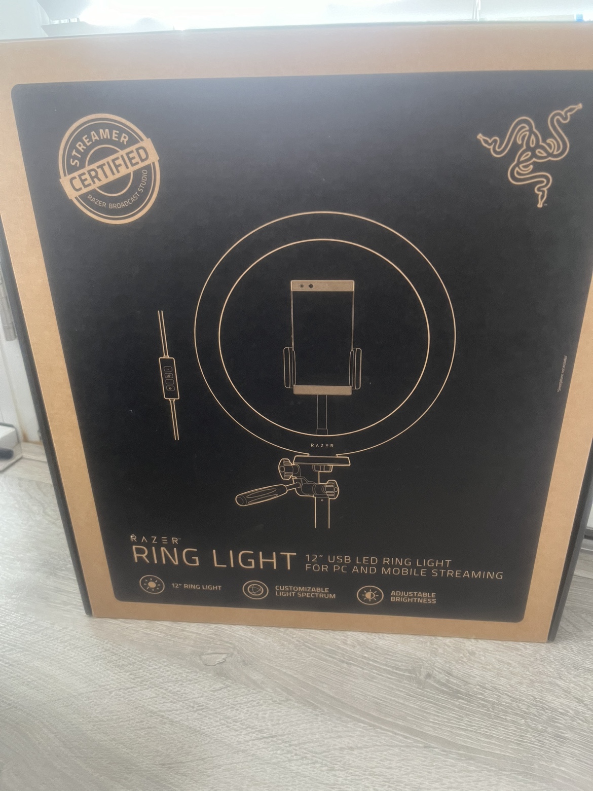 Razer 12” USB LED Ring Light for PC and Mobile Streaming