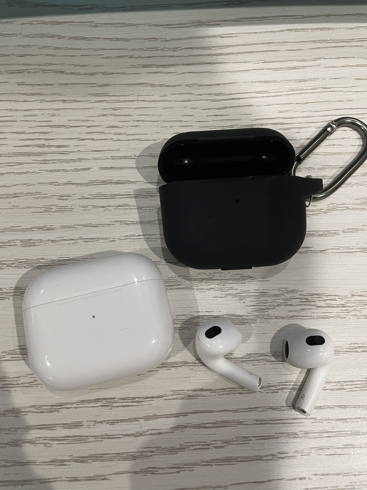 Gen 3 Apple AirPods